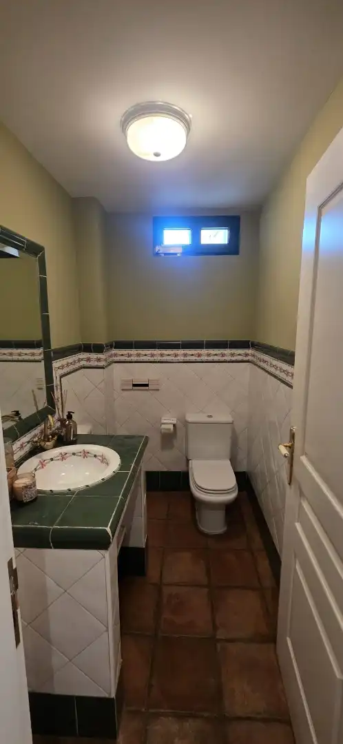 Bathroom of Houses for sale in Guijuelo  with Balcony