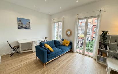 Living room of Apartment to rent in  Madrid Capital  with Air Conditioner and Balcony