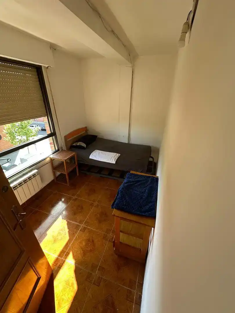 Schlafzimmer von Wohnungen zur Miete in Madrid mit Ofen, Waschmaschine und Mikrowelle