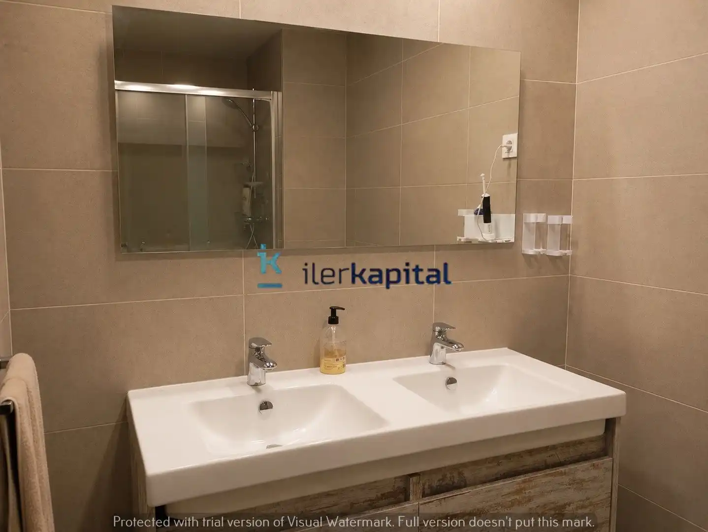 Badezimmer von Wohnung zum Verkauf in Lleida mit Klimaanlage, Heizung und Terrasse