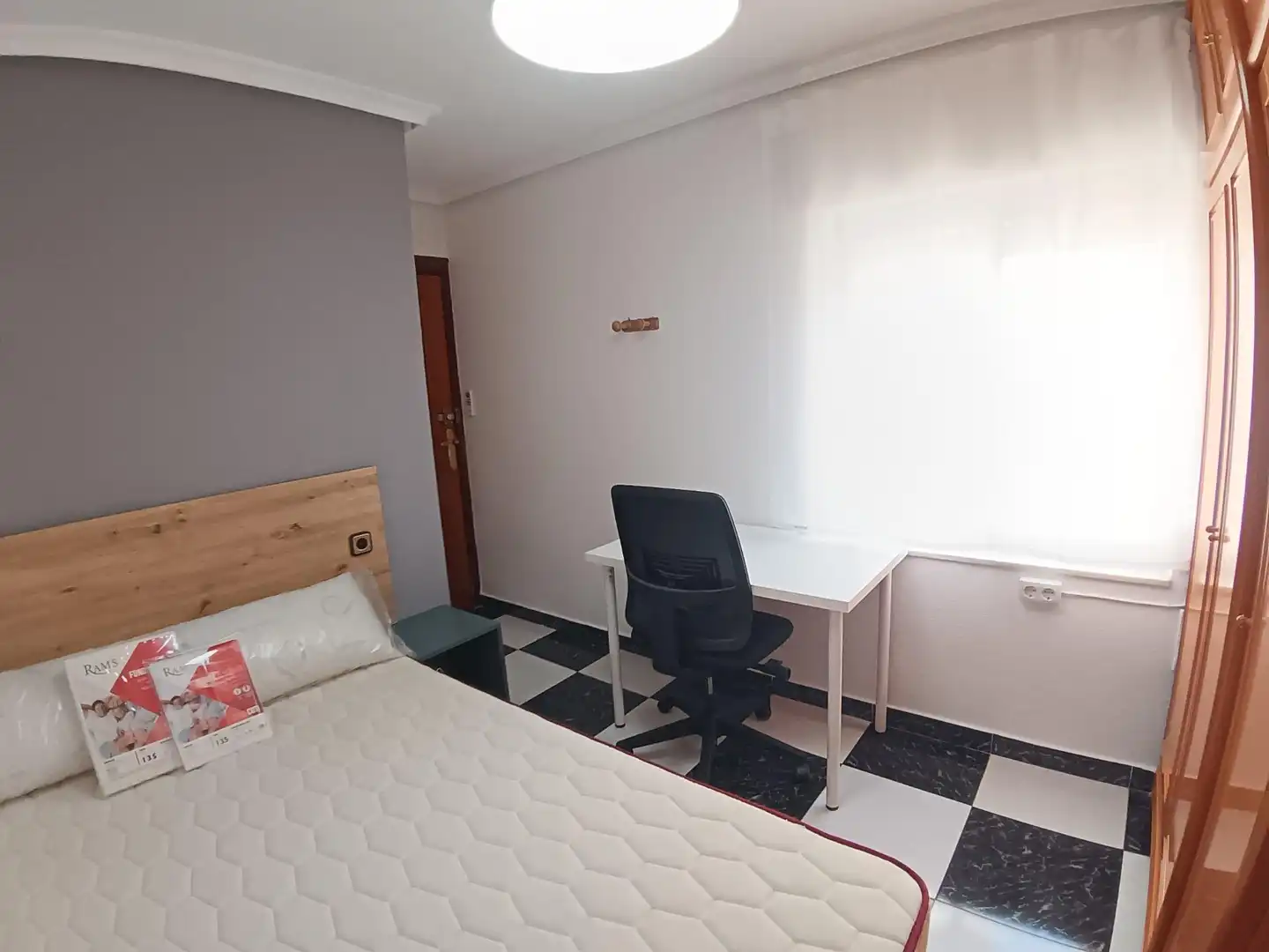 Bedroom of Flat for rent in Cartagena  with Terrace, Furnished and Balcony