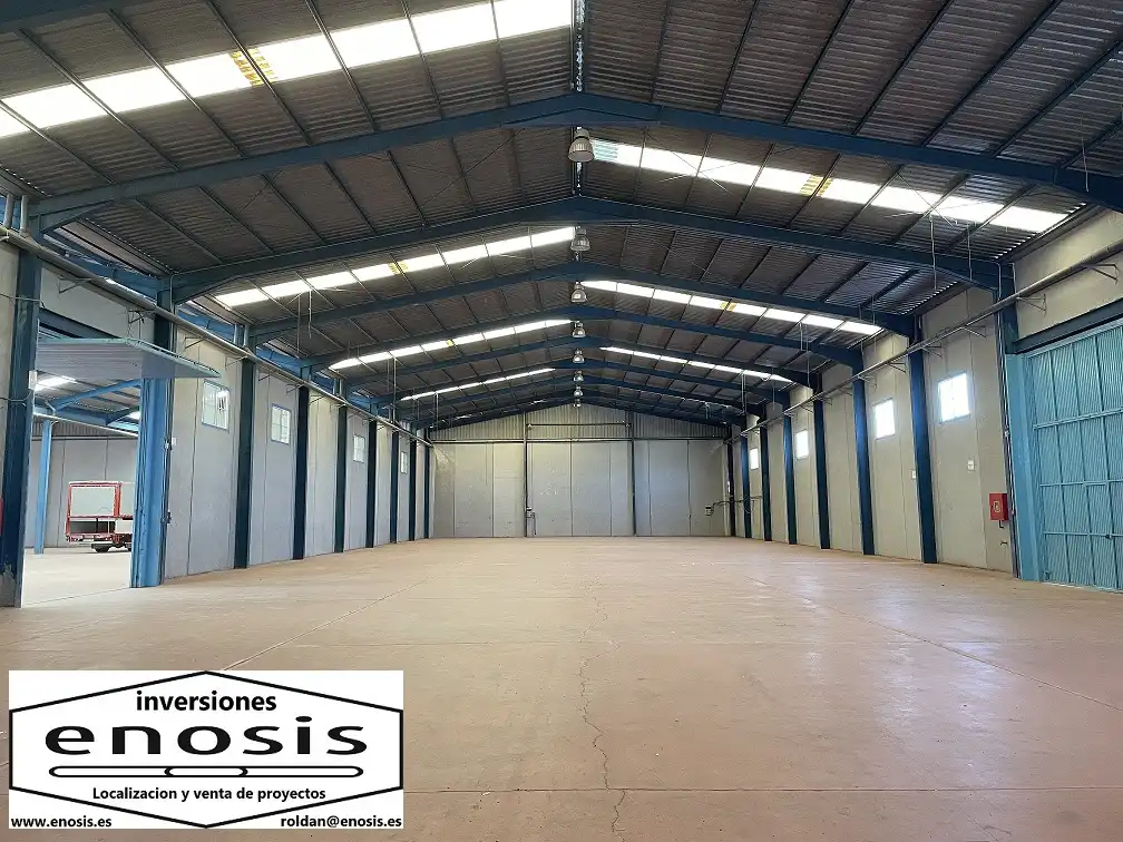 Nave industrial de alquiler en Roldán