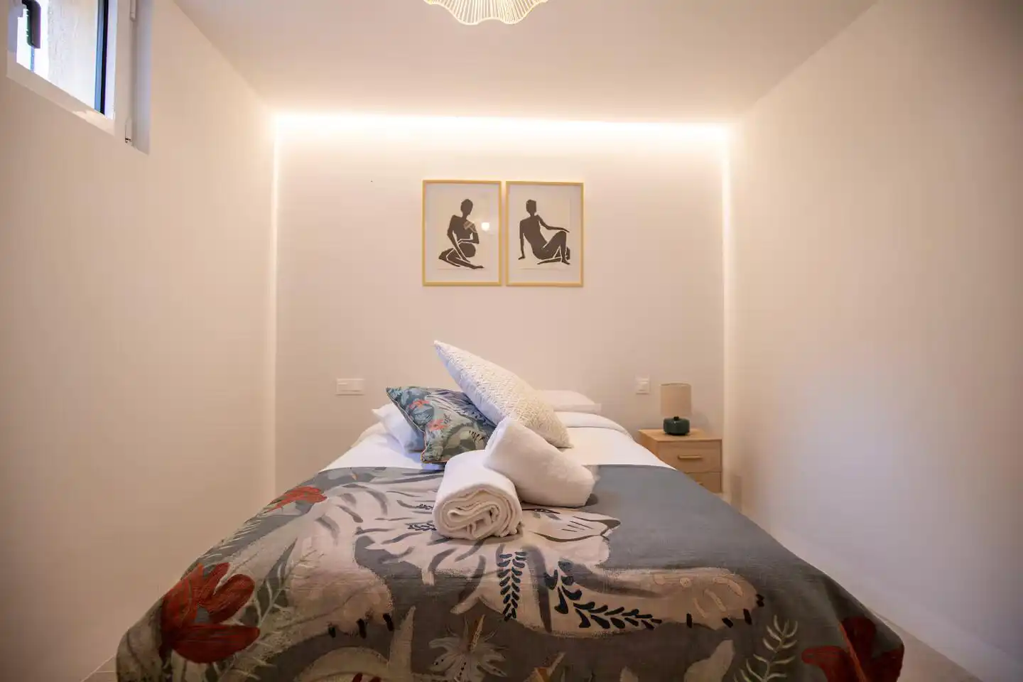 Bedroom of Apartments for rent in Cerdanyola del Vallès  with Air Conditioner and Furnished