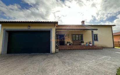 Vista exterior de Casa o xalet en venda en Fene amb Piscina