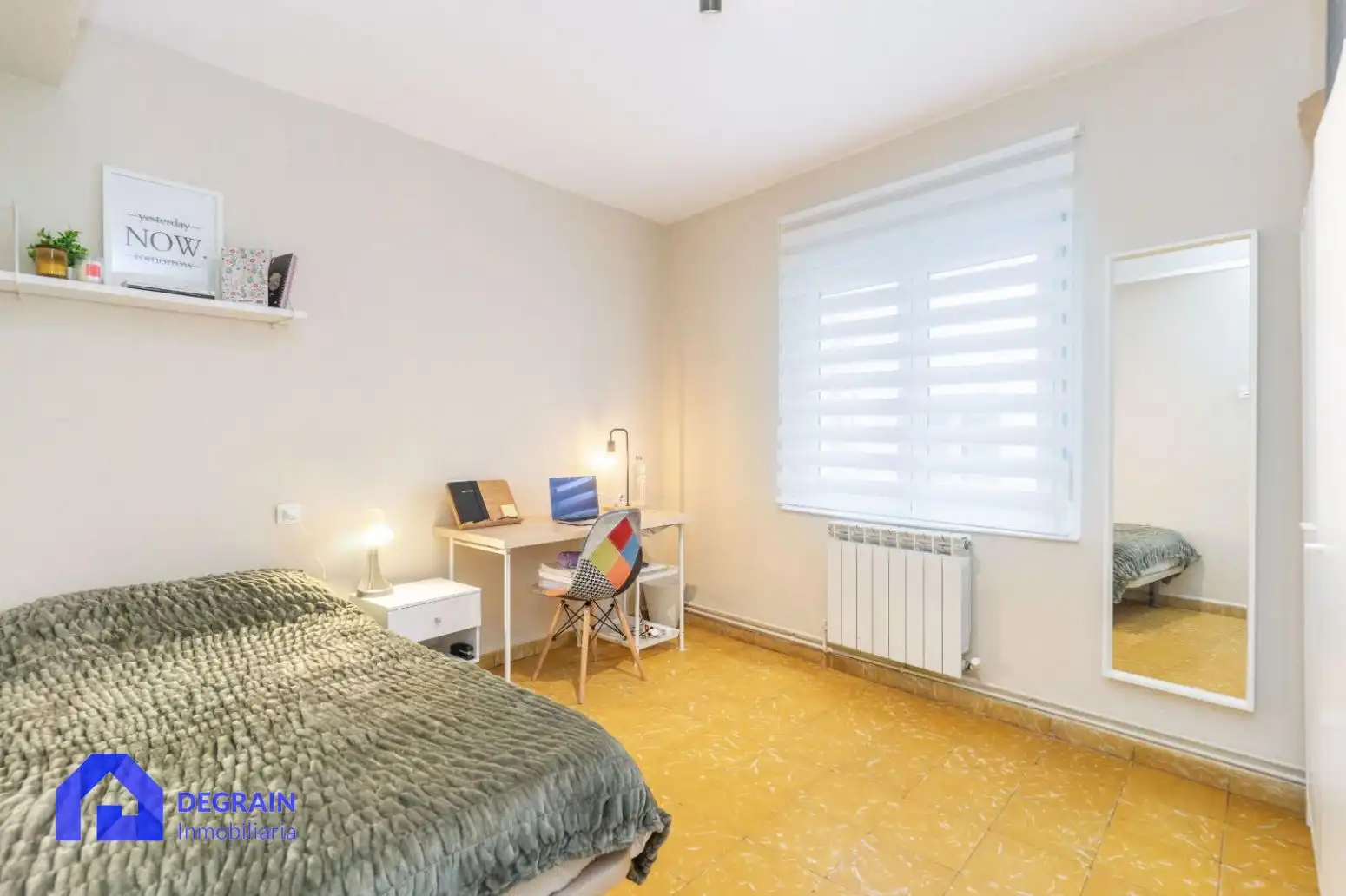 Bedroom of Flat for rent in Oviedo   with Furnished