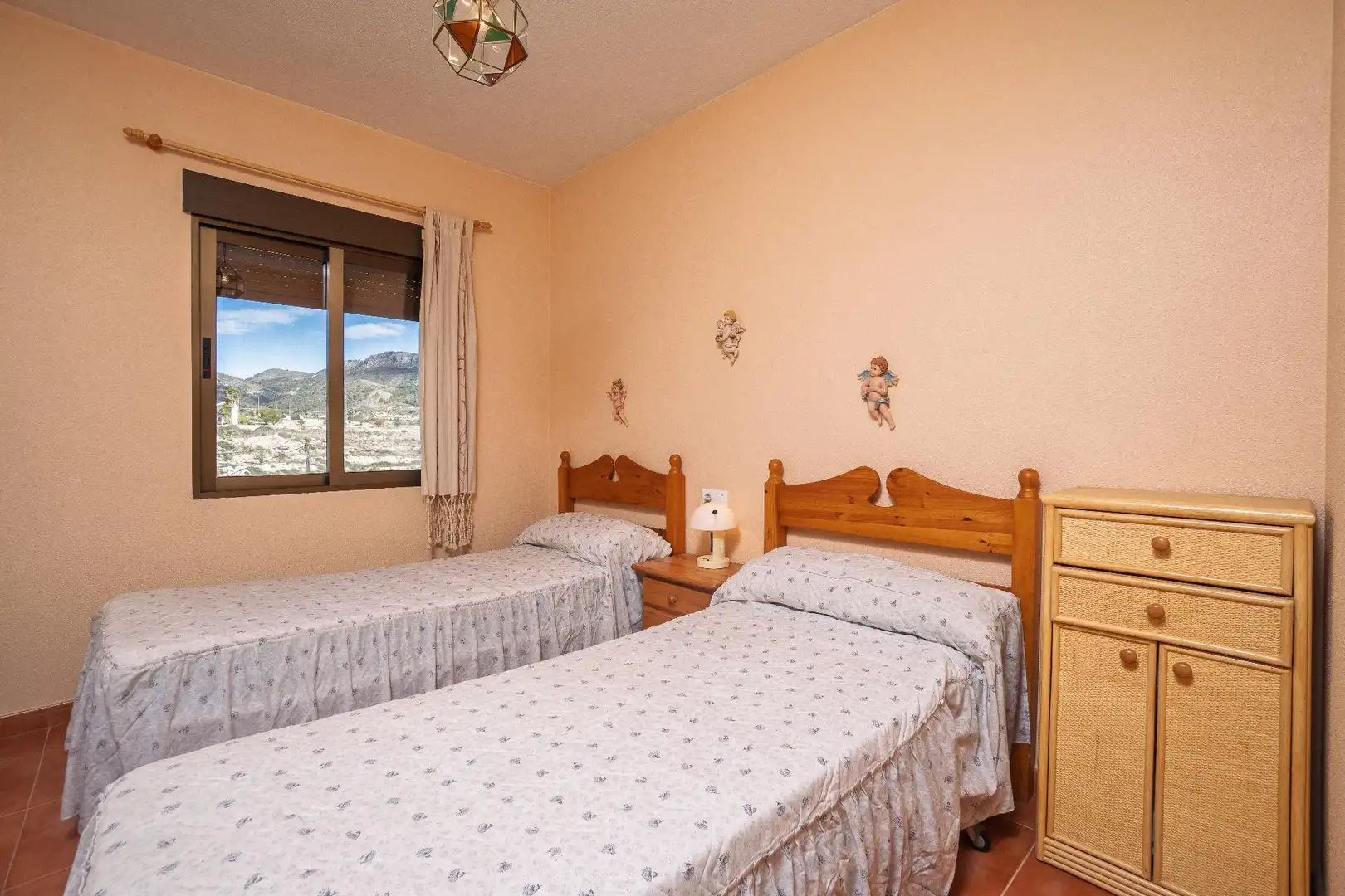 Habitación de Casa adosada en venta en Fortuna