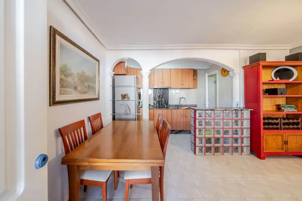 Casa a schiera con terrazza in vendita a Calle La Rioja, imagen 2