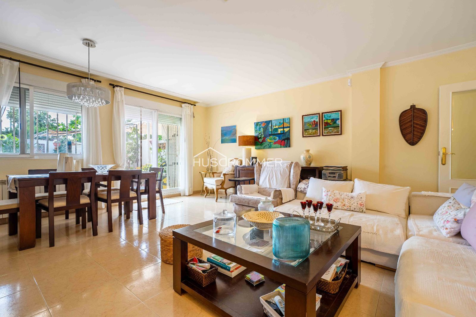 Sala de estar de Casa adosada en venta en Castellón de la Plana / Castelló de la Plana con Aire acondicionado, Calefacción y Terraza