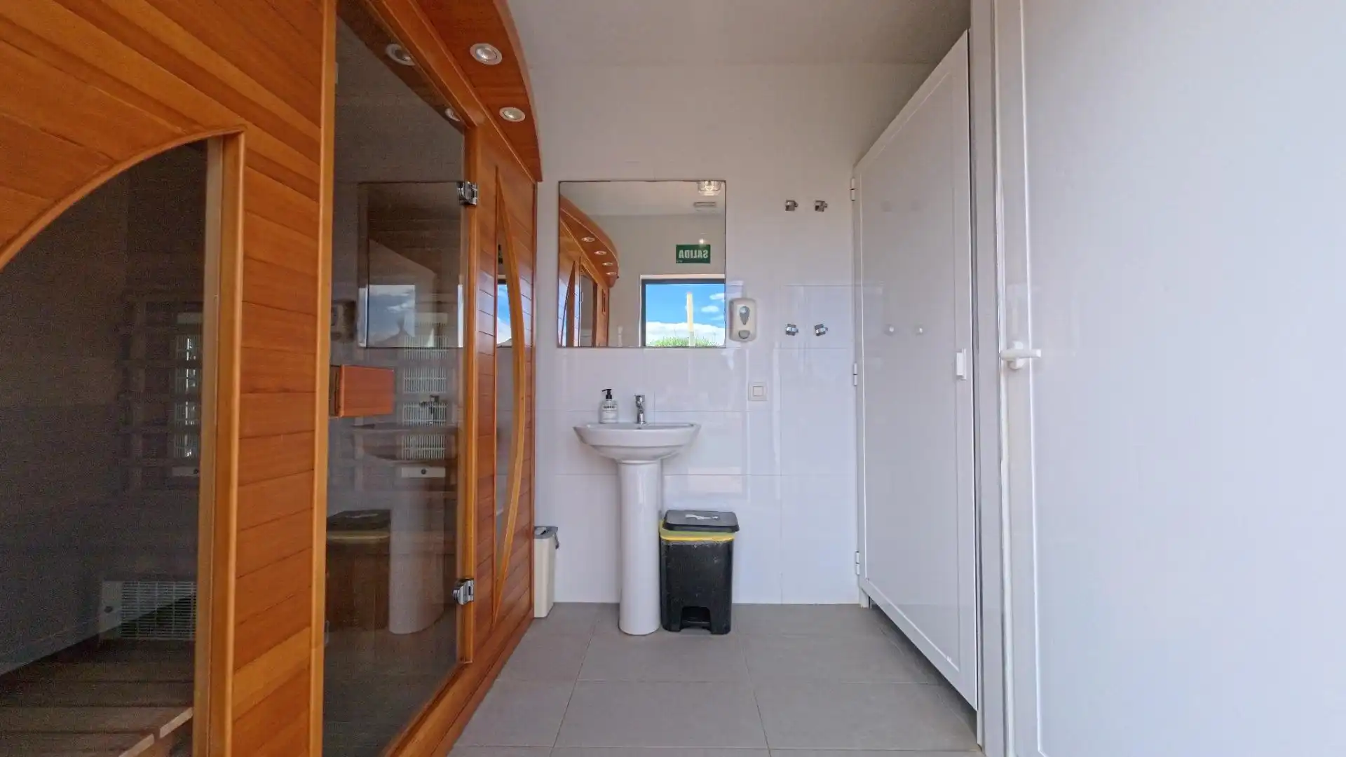 Badezimmer von Erdgeschoss zum Verkauf in La Alberca