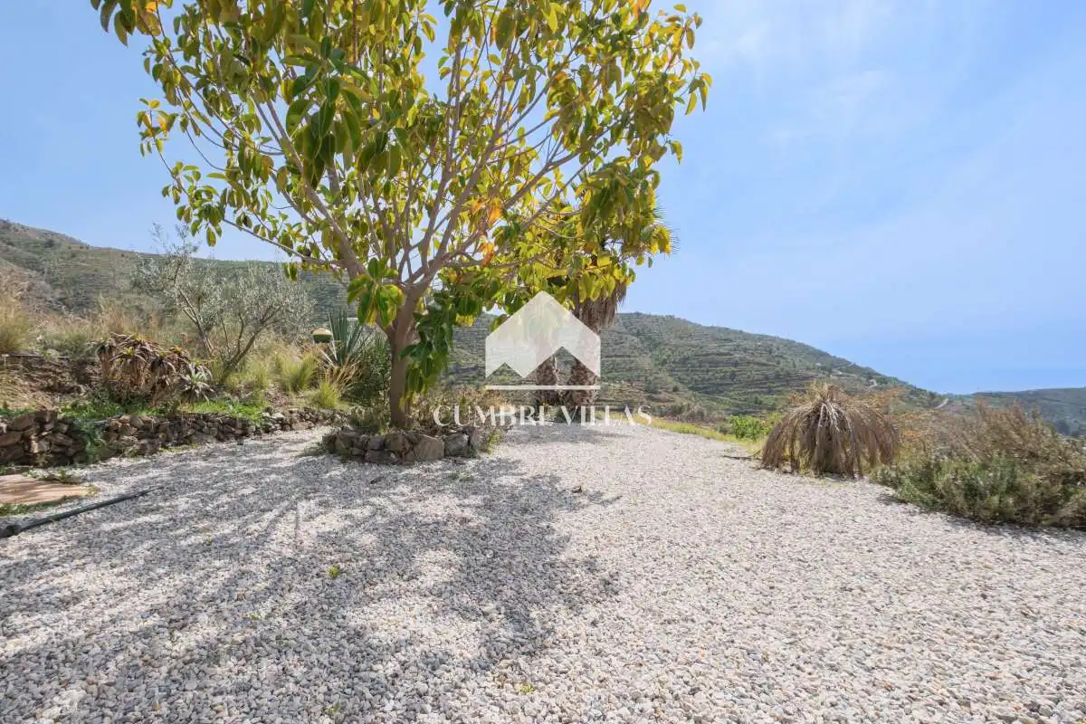 Casa rústica amb jardí en venda a Ítrabo, imagen 97