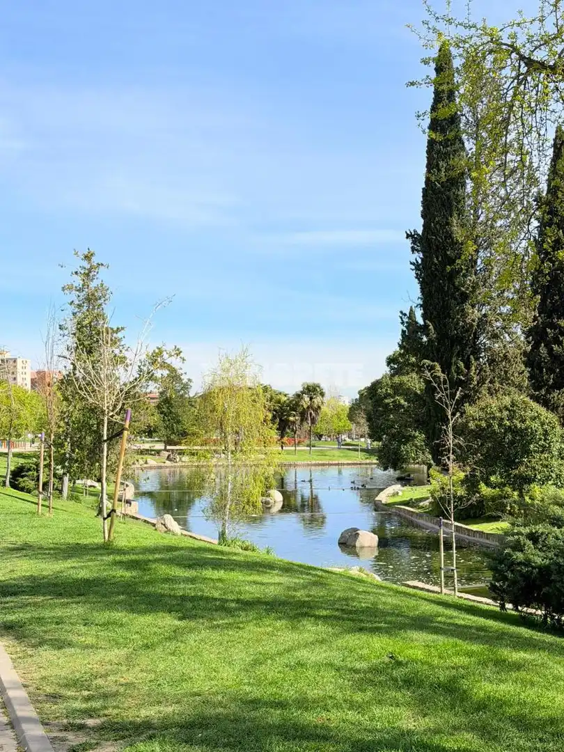 Vista exterior de Piso en venta en Madrid con Calefacción y Balcón