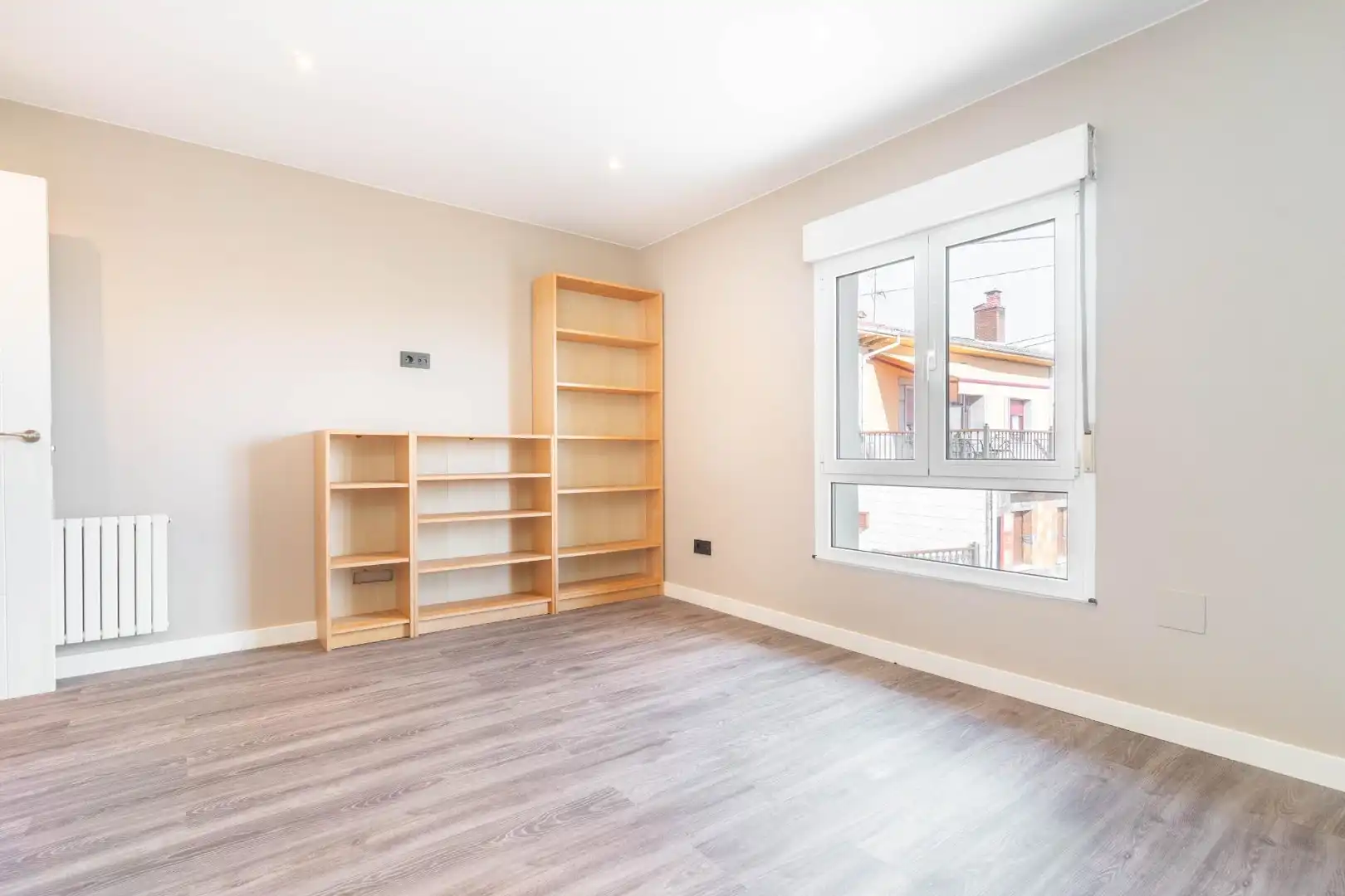 Habitación de Casa adosada en venta en Siero con Calefacción