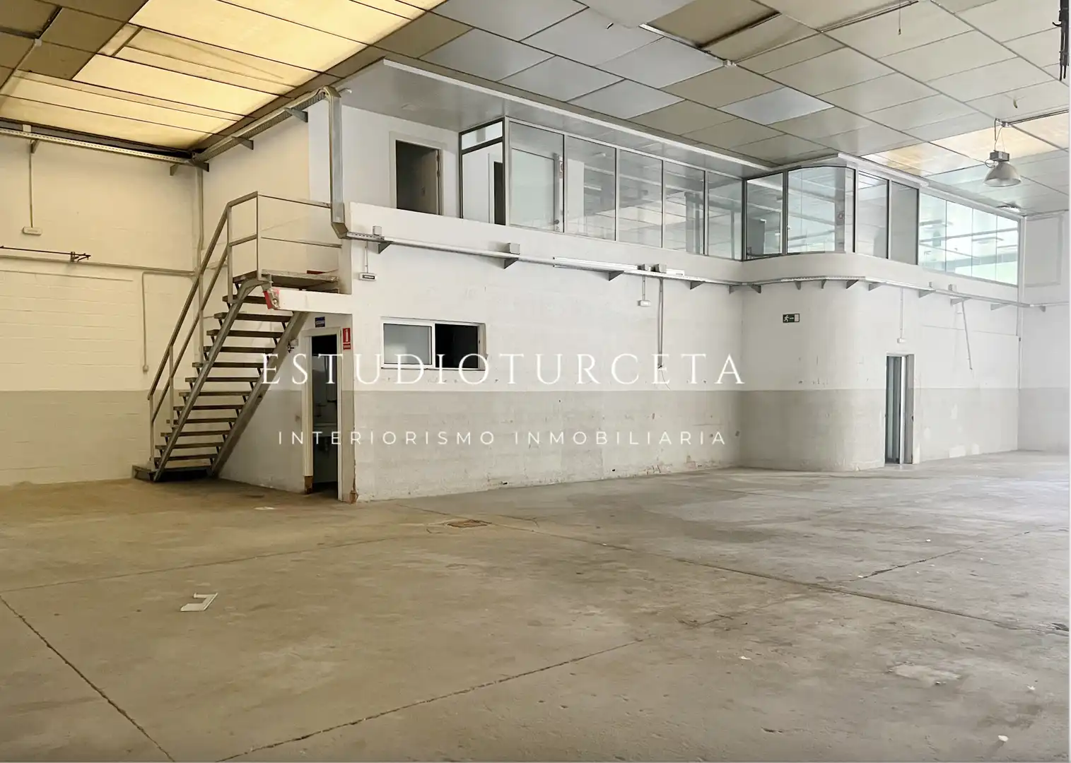 Nau industrial en venda a Carrer de Francesc Vila, 10, Roquetes - Can Magí