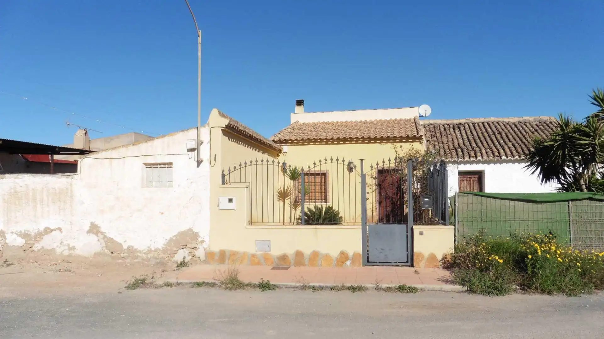 Maison mitoyenne à vendre à Jimenado