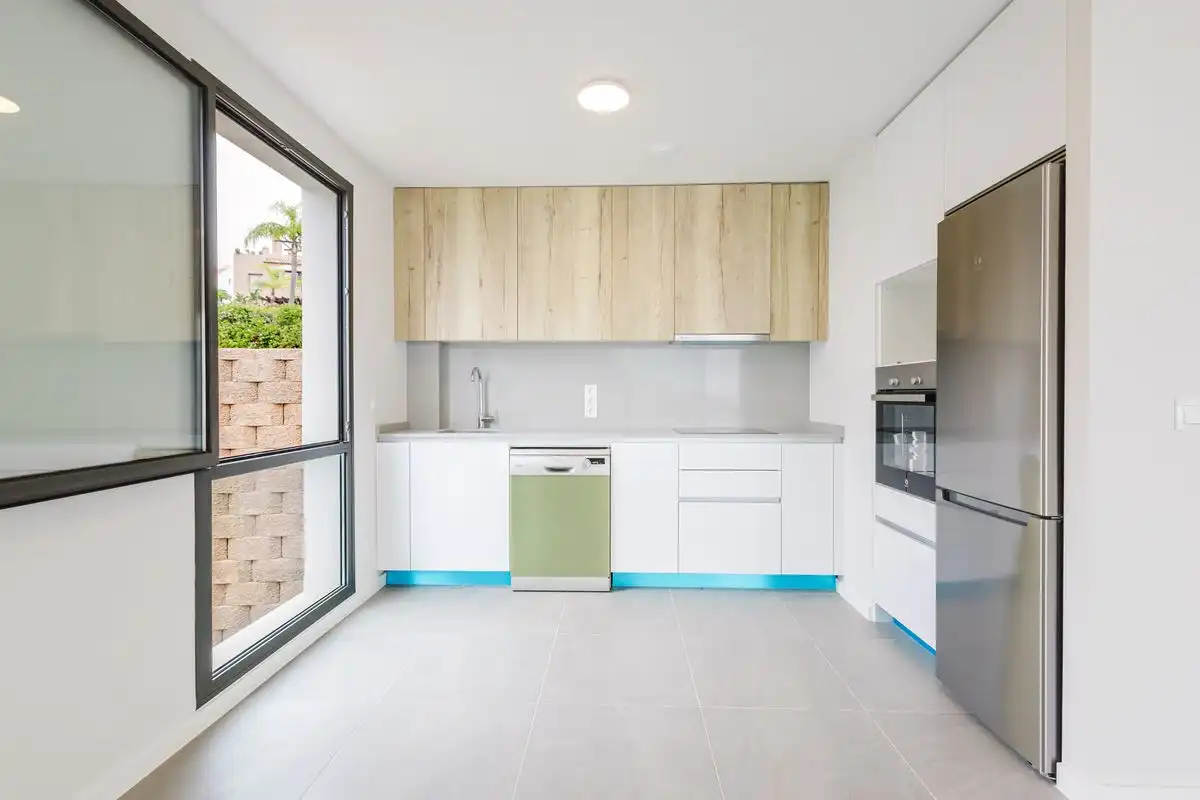 Terraced house with terrace for sale in Calle Pintores De Riviera, imagen 5