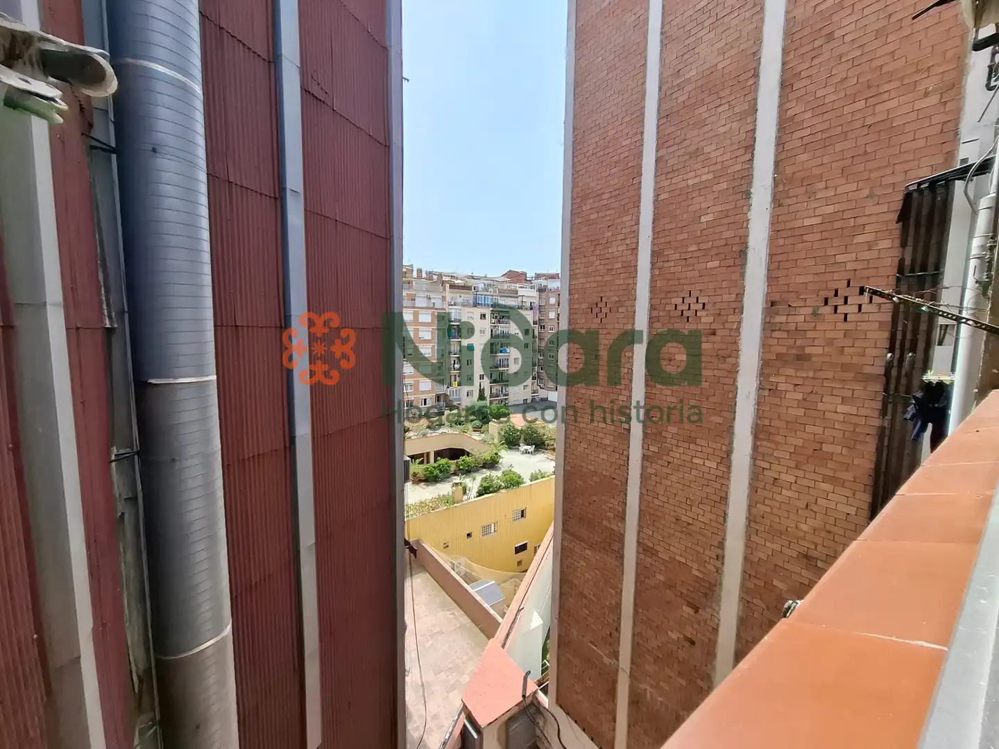 Balcony of Attic for sale in Barcelona  with Air Conditioner, Heating and Furnished
