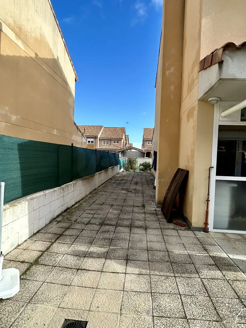 Habitatge amb piscina en venda a Valverde de la Virgen, imagen 28