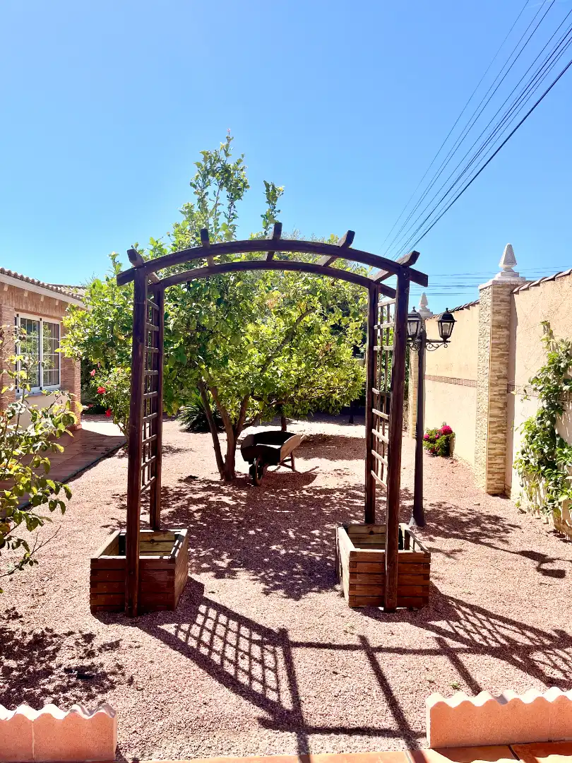 Jardín de Casa o chalet en venta en Torrevieja con Aire acondicionado, Calefacción y Jardín privado
