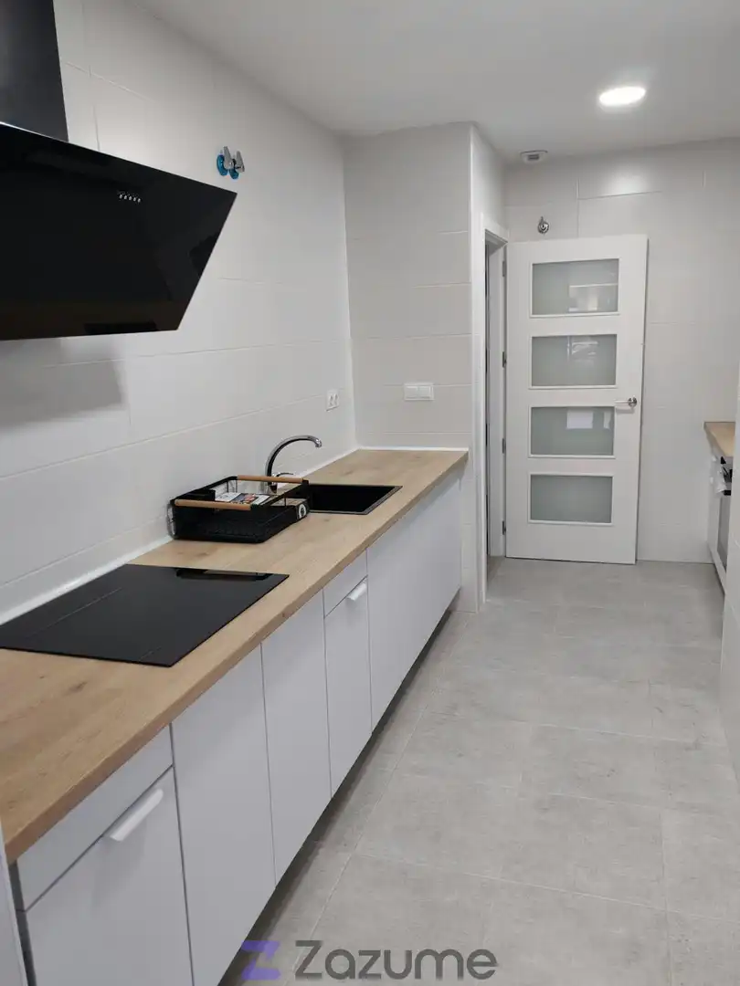 Cocina de Piso de alquiler en Cáceres con Aire acondicionado, Calefacción y Parquet