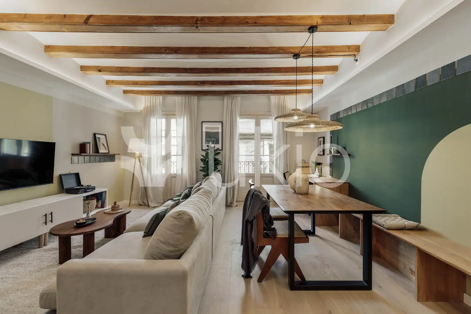 Apartamento con balcón en alquiler en Carrer del Portal Nou, imagen 6