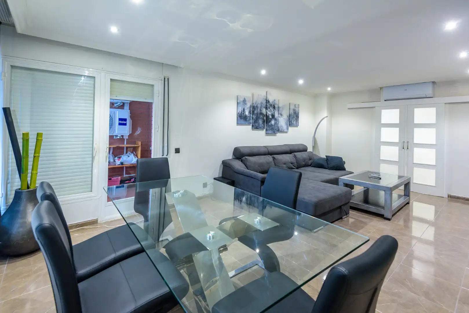 Living room of Flat for sale in Tarragona  with Air Conditioner, Heating and Storage room