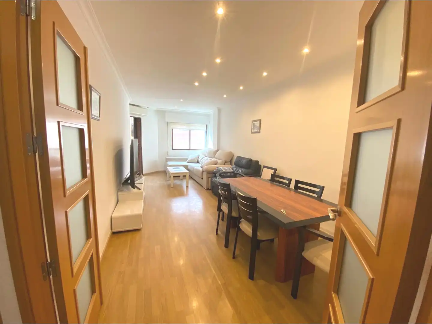 Sala de estar de Piso de alquiler en Alicante / Alacant con Aire acondicionado, Amueblado y Balcón
