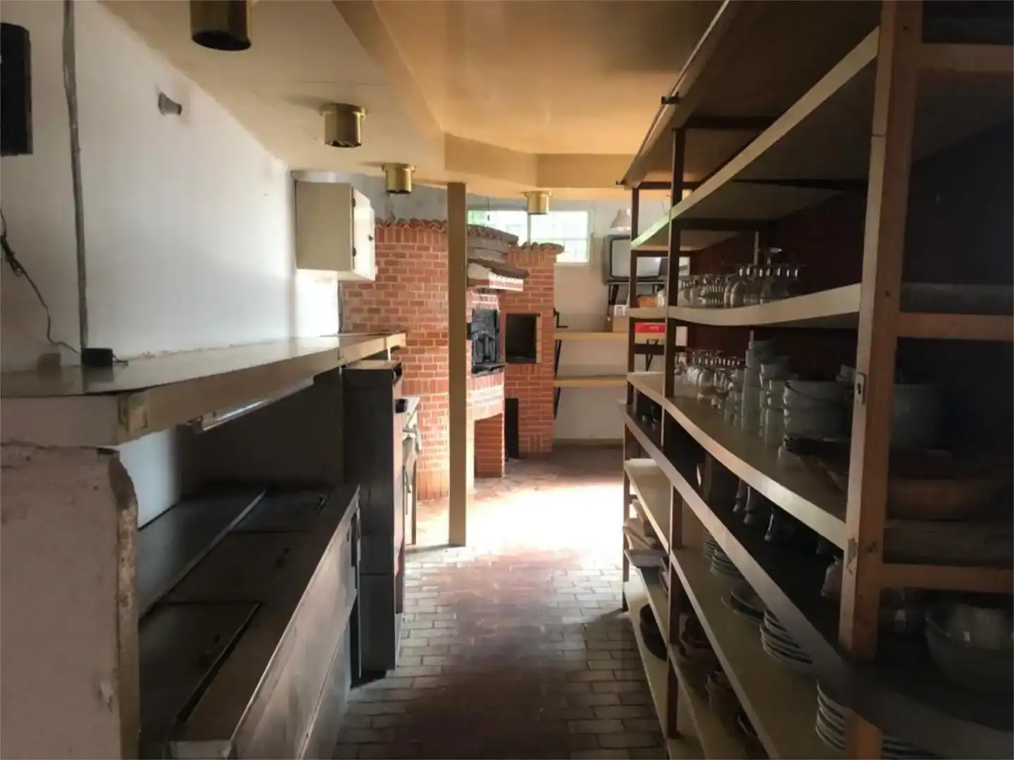 Cocina de Local en venta en Peguerinos con Amueblado