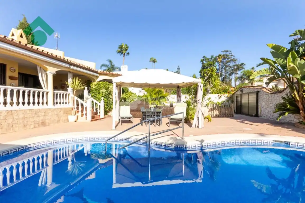 Piscina de Casa o chalet en venta en Rincón de la Victoria con Aire acondicionado, Terraza y Piscina