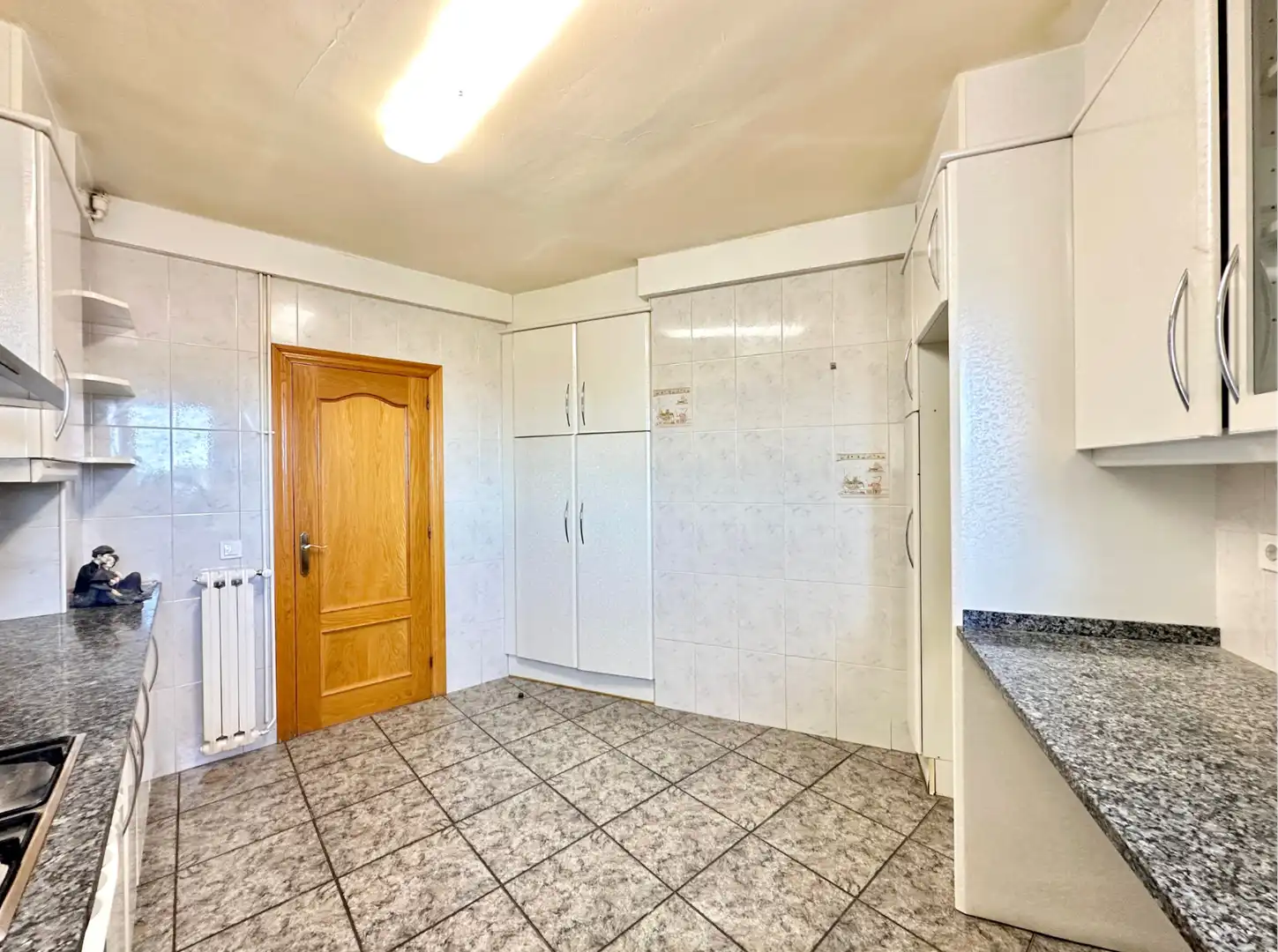 Küche von Wohnung zum Verkauf in Torelló mit Heizung, Terrasse und Ofen
