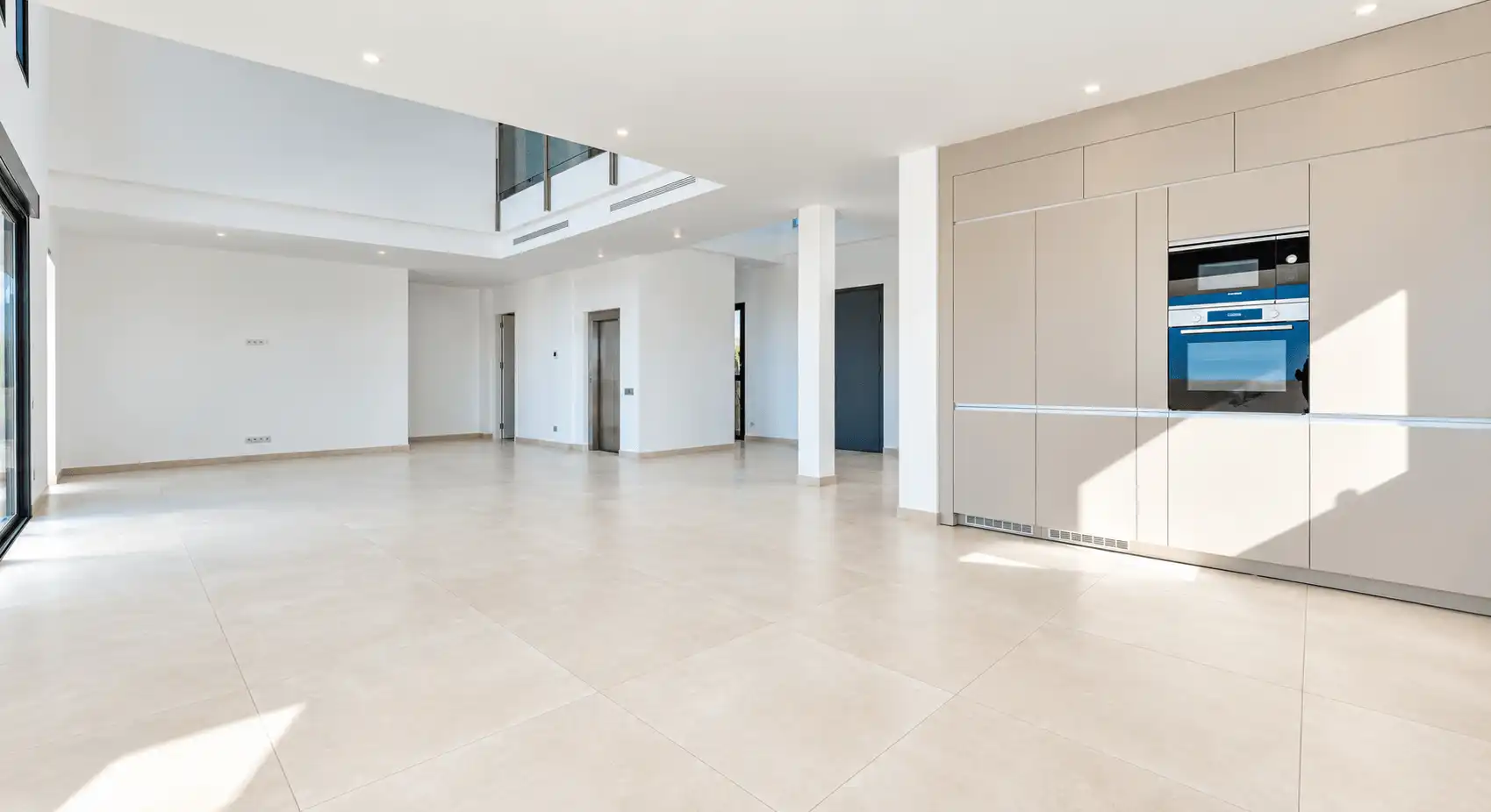 Maison rustique avec piscine à vendre à Golf Bahía, imagen 3