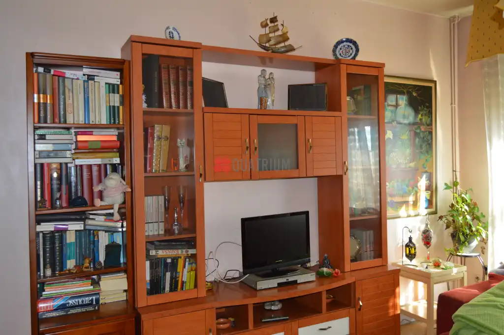 Sala de estar de Casa adosada en venta en Santiago de Compostela  con Calefacción y Jardín privado