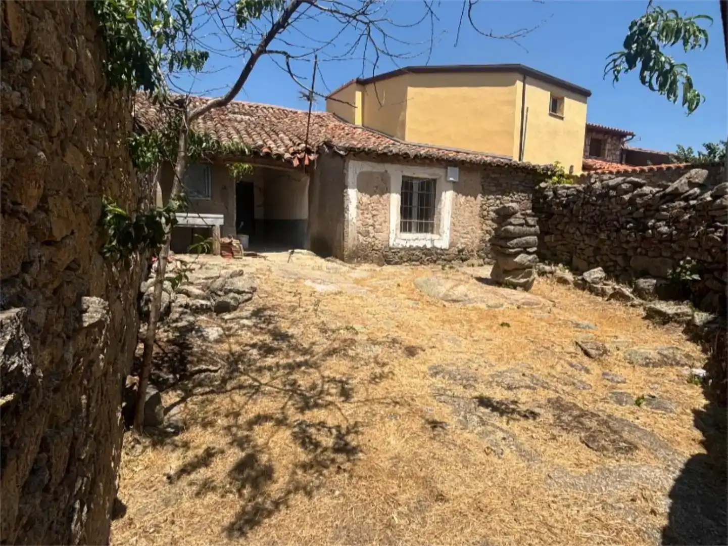 Detached homes for sale in La Carrera 
