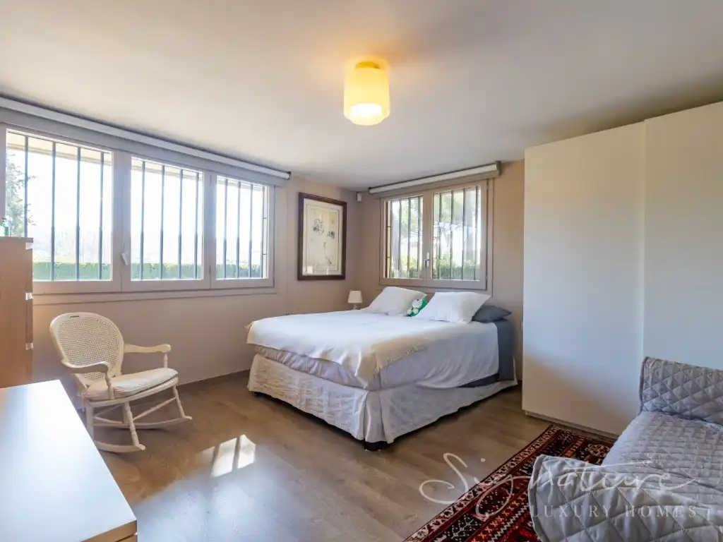 Habitación de Casa o chalet en venta en Sant Cugat del Vallès con Calefacción, Jardín privado y Terraza