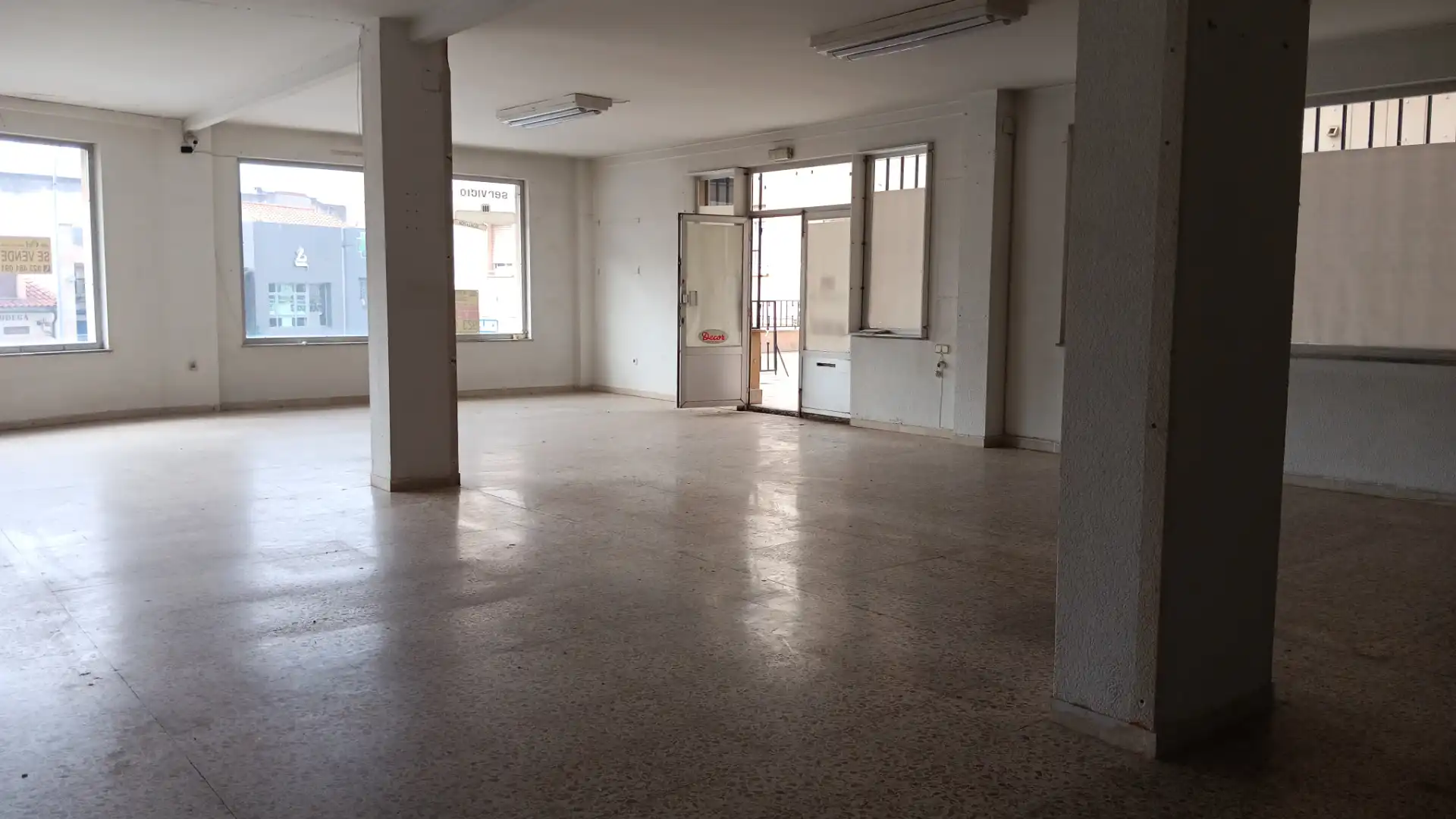 Local comercial en venda a Avenida Portugal, imagen 4
