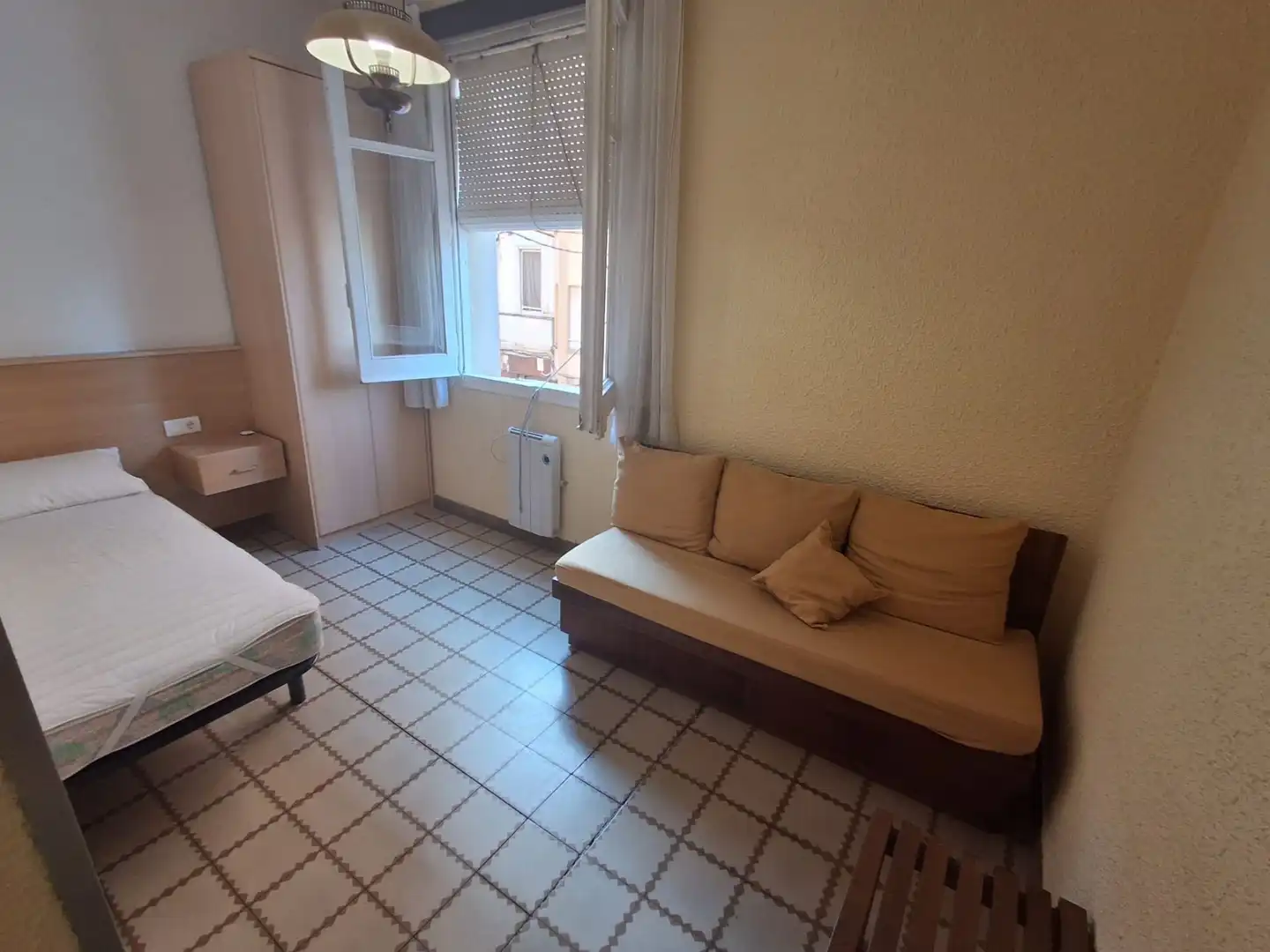 Habitación de Piso en venta en Tortosa con Terraza y Amueblado
