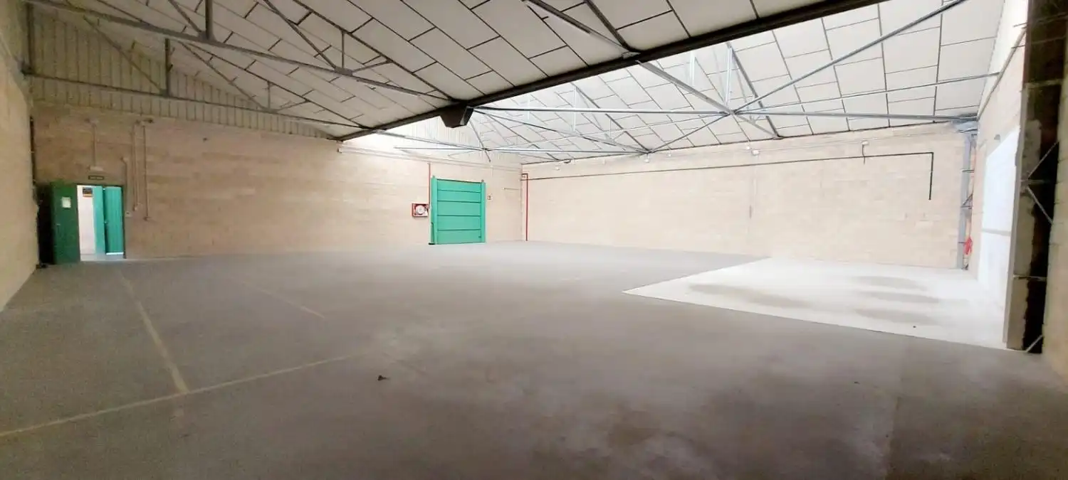 Nau industrial en venda en Alonsotegi