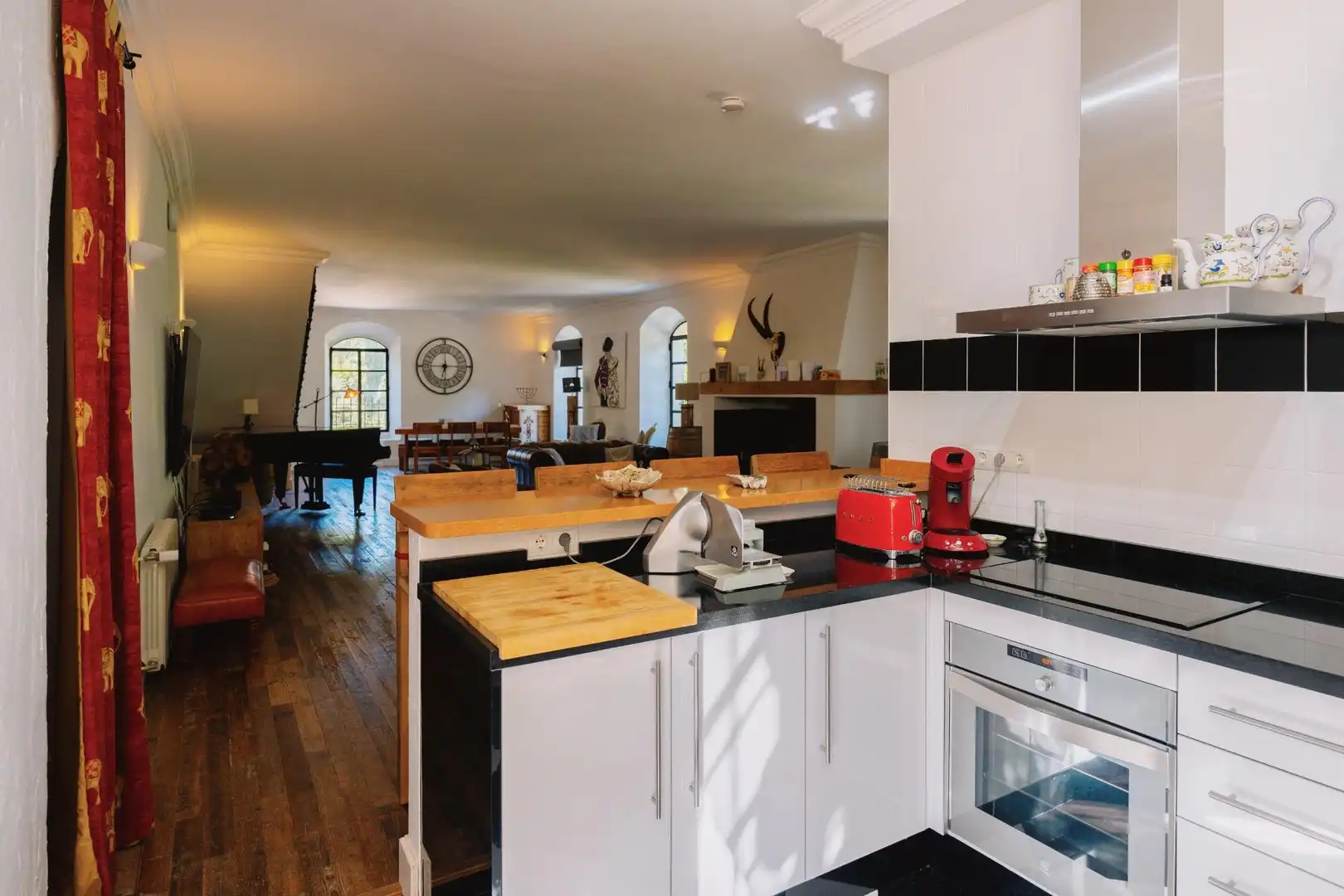Cocina de Finca rústica en venta en Setenil de las Bodegas