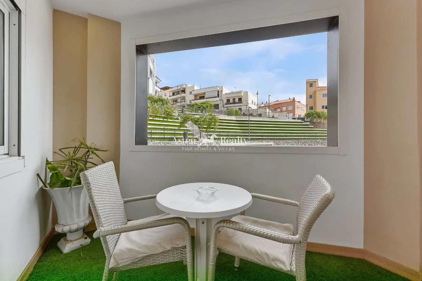 Terrace of Apartments for sale in Alcalá