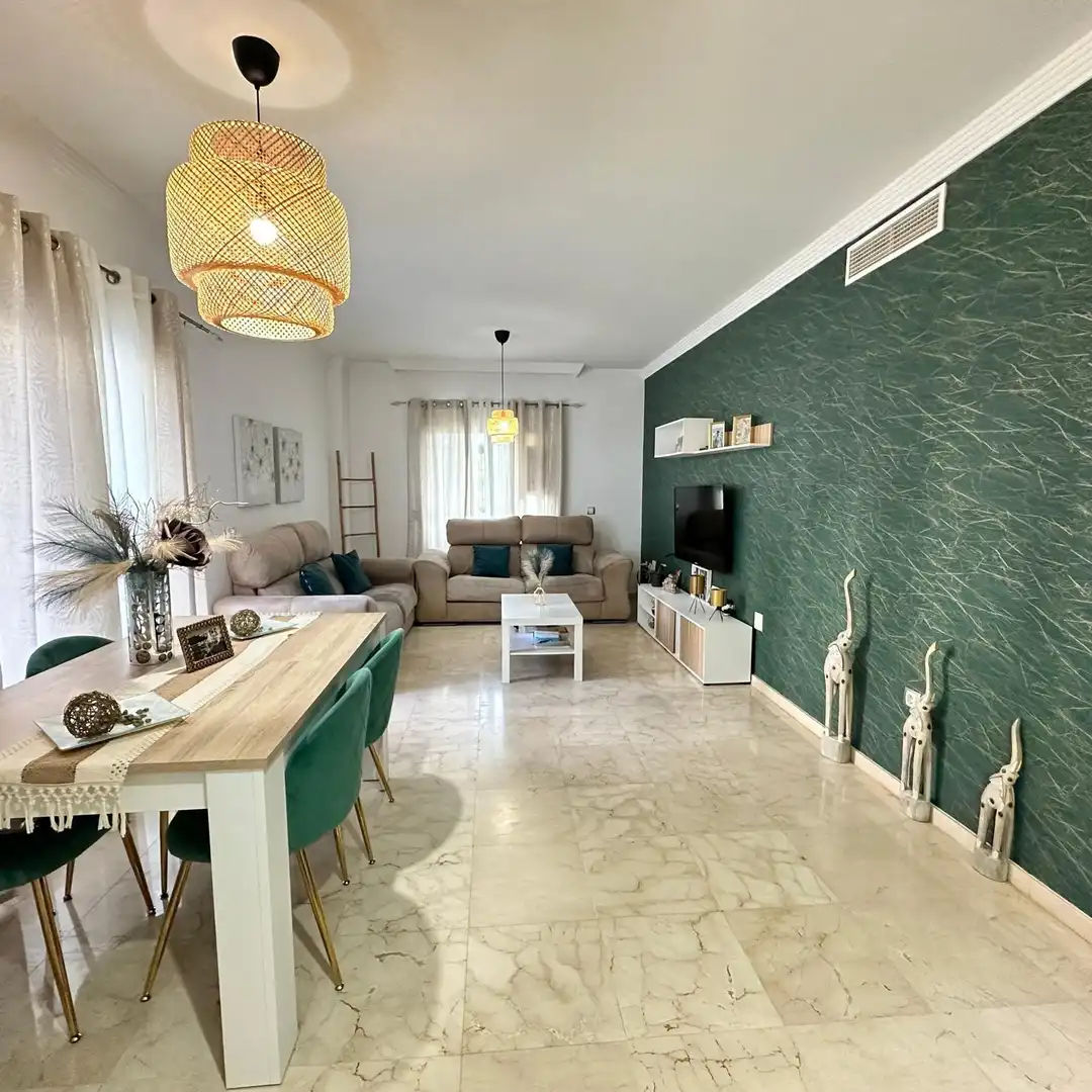 Sala d'estar de Planta baixa en venda en La Línea de la Concepción