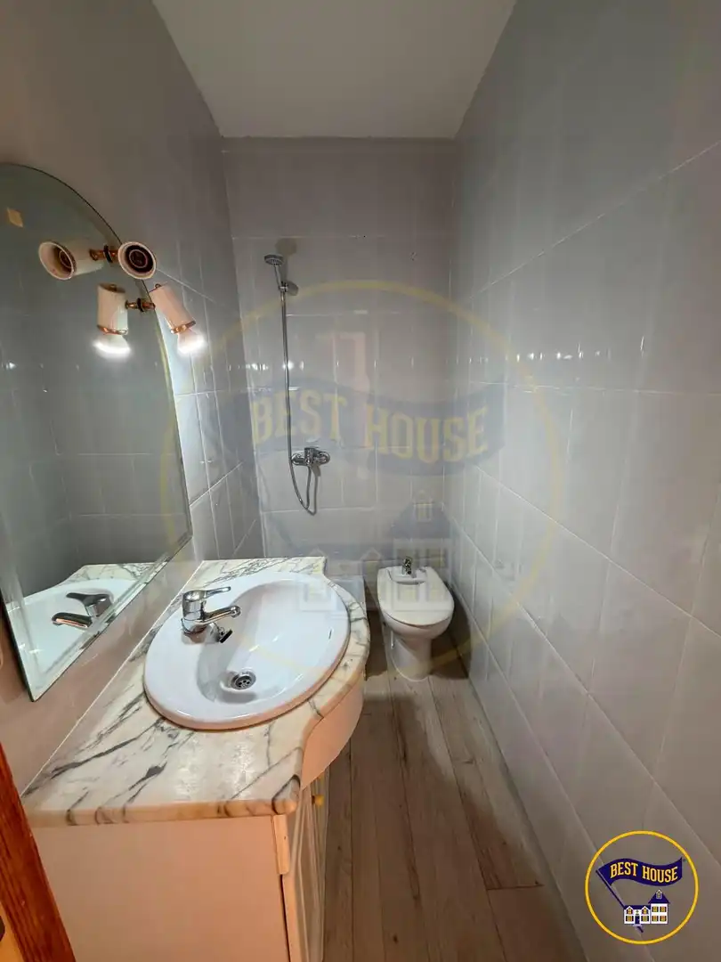 Bathroom of Flat for sale in Cuenca  with Heating