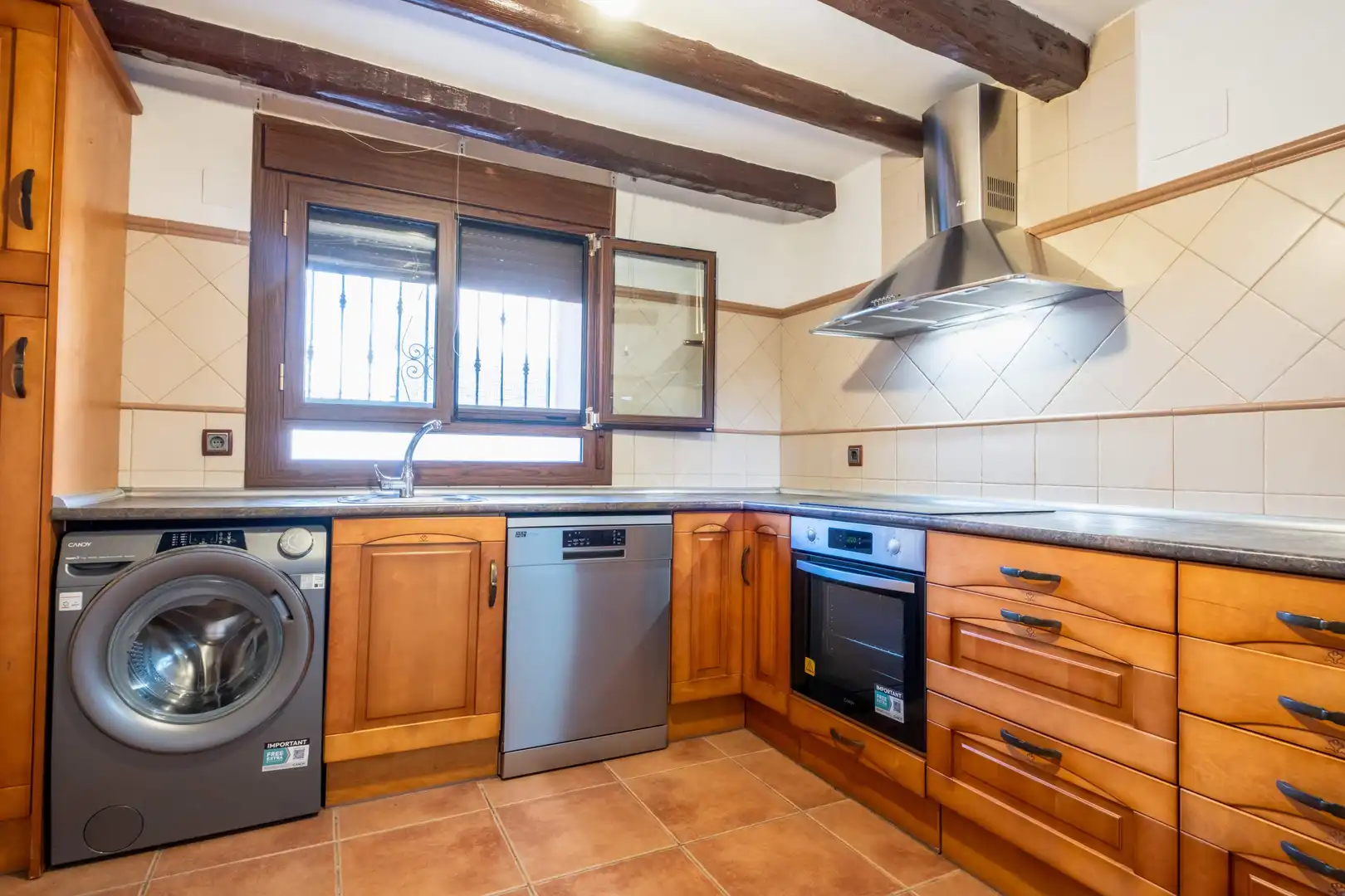 Kitchen of Houses for sale in Calatorao  with Air Conditioner, Terrace and Balcony