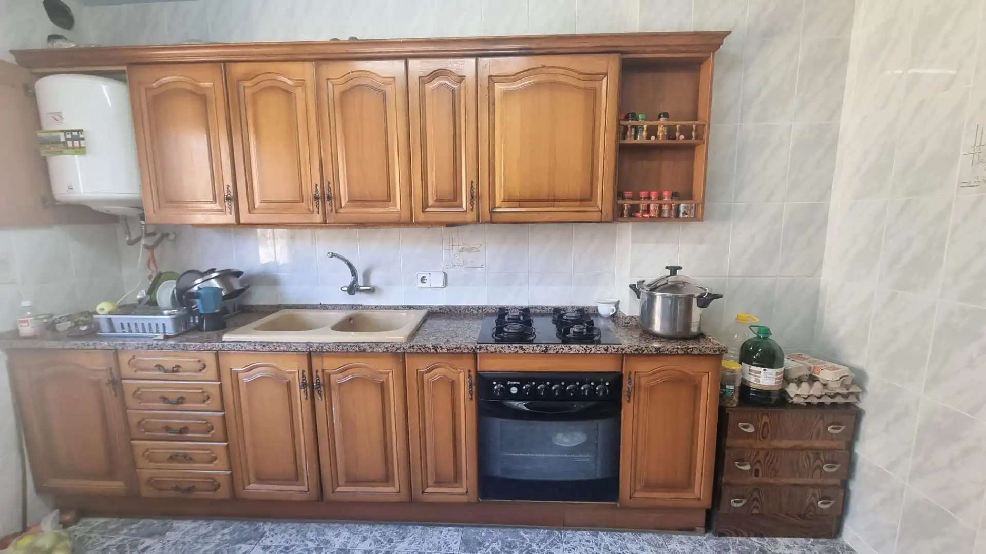 Cocina de Finca rústica en venta en Cebanico con Calefacción, Jardín privado y Terraza