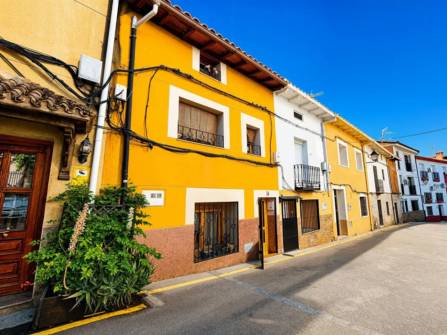 Vista exterior de Casa o xalet en venda en Jarandilla de la Vera amb Aire condicionat, Calefacció i Terrassa