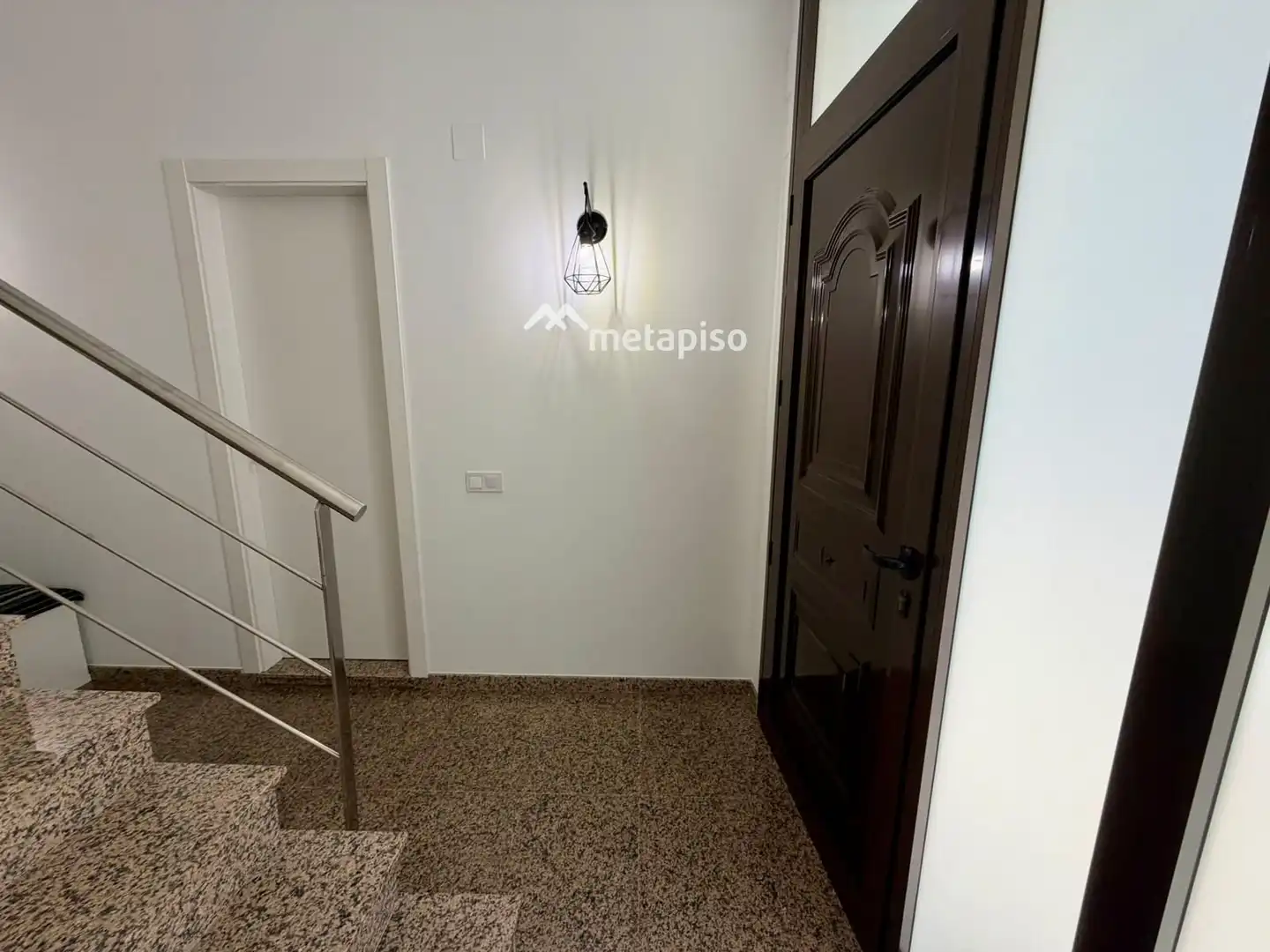 Casa adosada en venta en Santa Margarida I Els Monjos con Aire acondicionado, Calefacción y Terraza