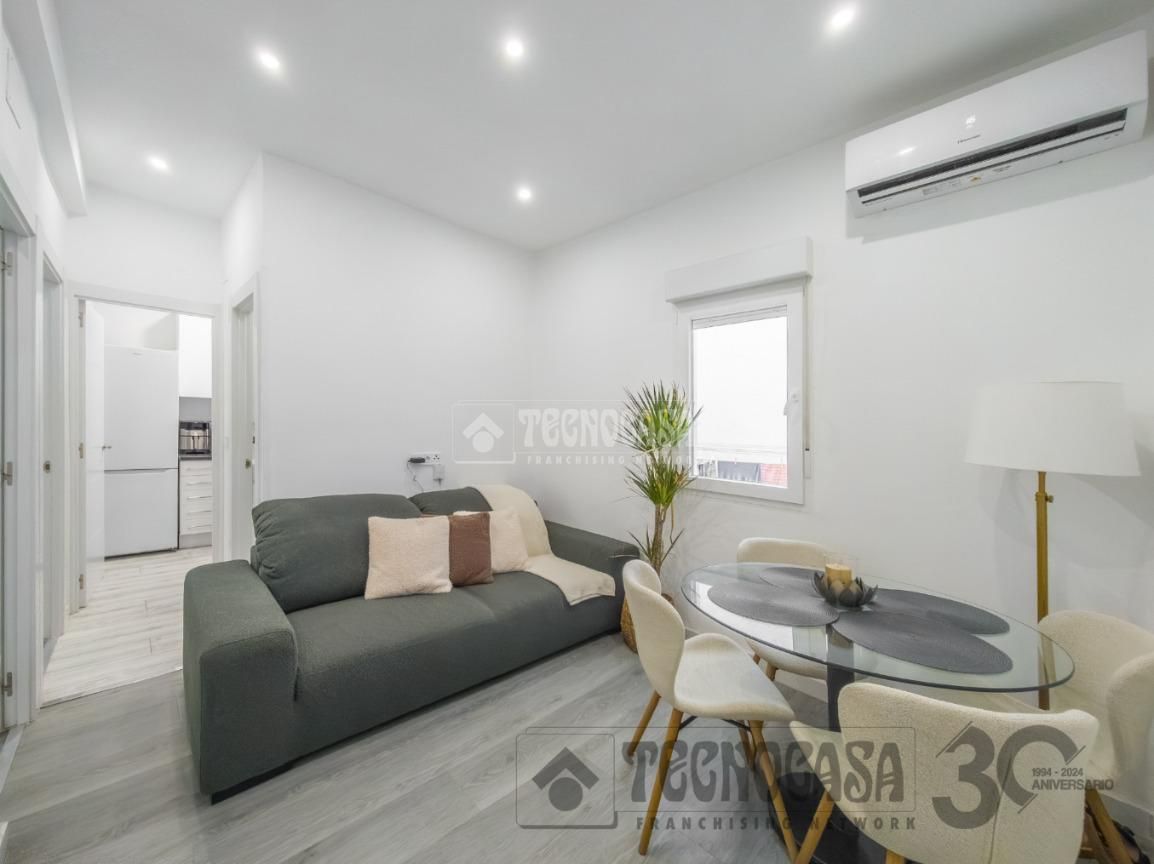 Flat for sale in Chopera, Arganzuela