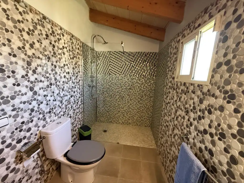 Badezimmer von Country house zum Verkauf in Inca