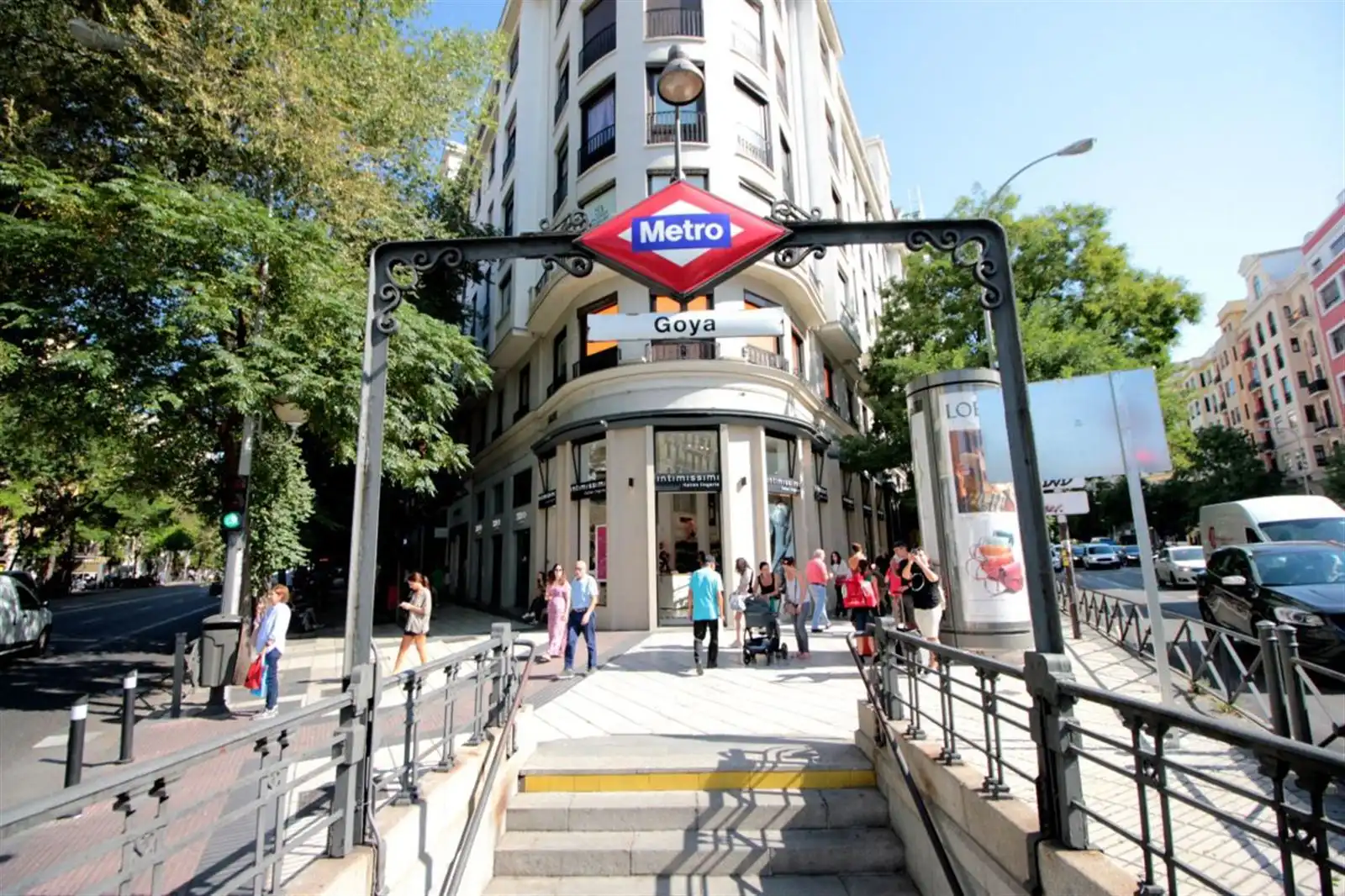 Vista exterior de Piso de alquiler en Madrid con Aire acondicionado, Calefacción y Parquet