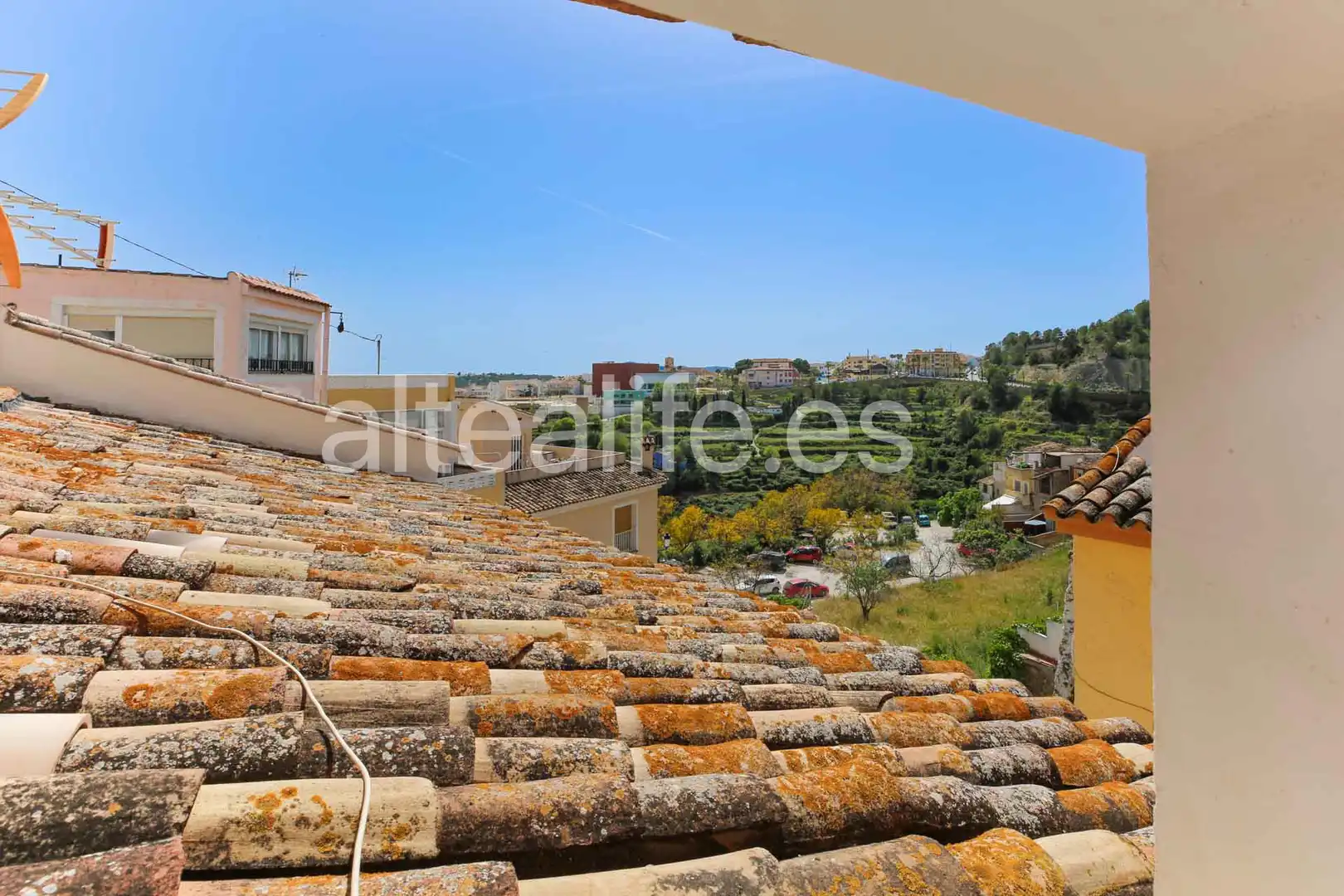 Vista exterior de Casa adosada en venta en Polop con Aire acondicionado, Trastero y Balcón