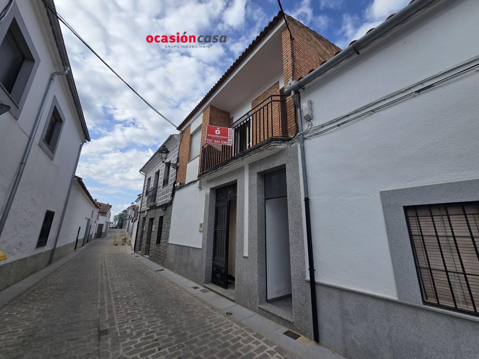 Vista exterior de Casa o xalet en venda en Añora amb Terrassa, Traster i Balcó