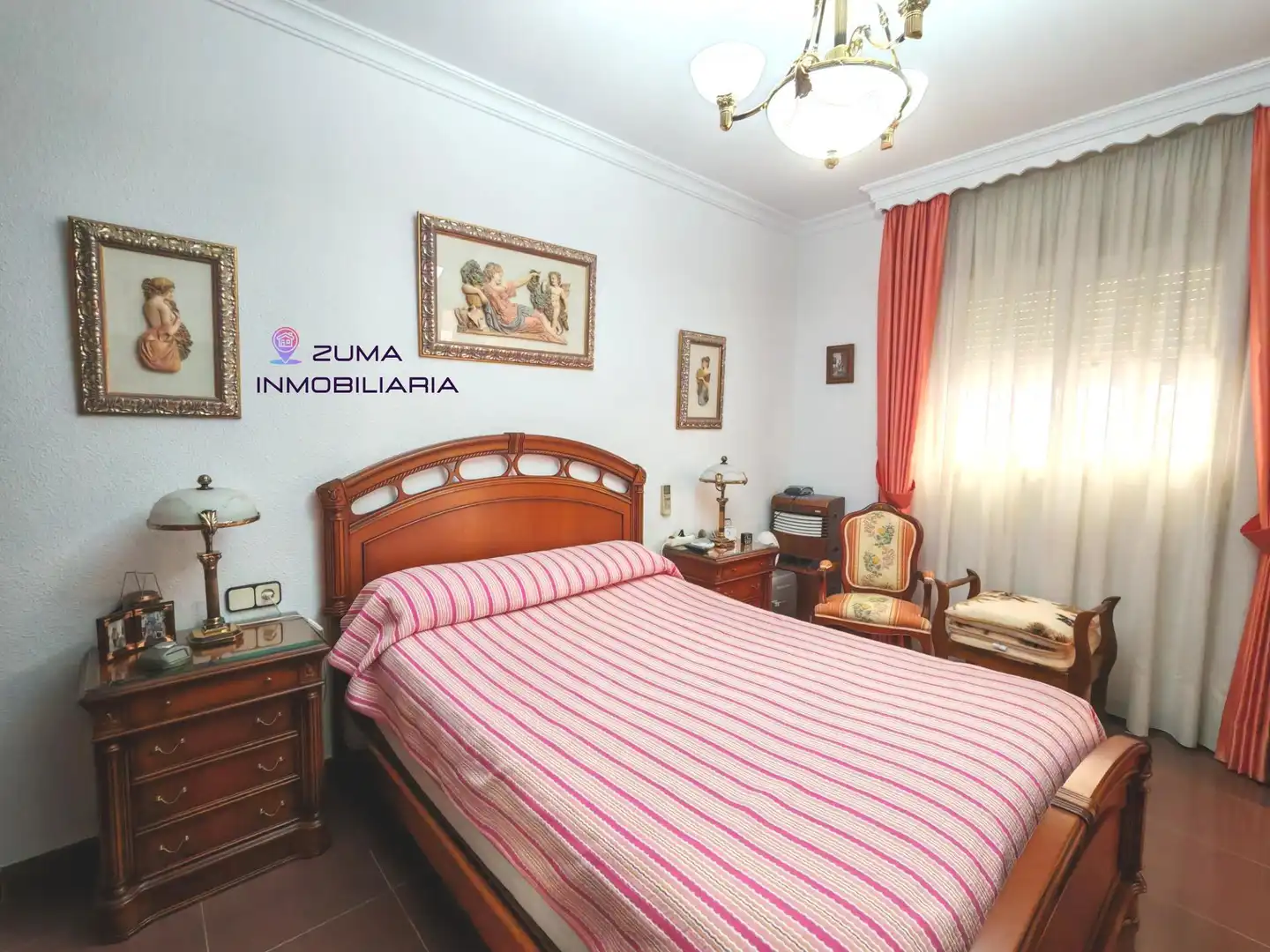 Habitación de Casa adosada en venta en Málaga con Aire acondicionado, Calefacción y Terraza
